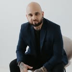 João Mendes, cliente usando o Genesys da Alfa Quântica